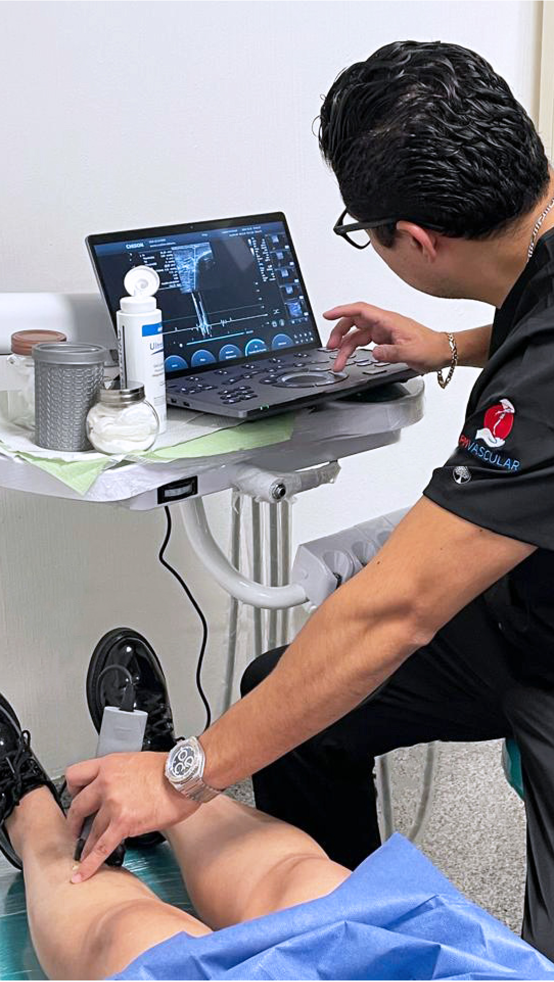 Colaboradora durante un check up preventivo